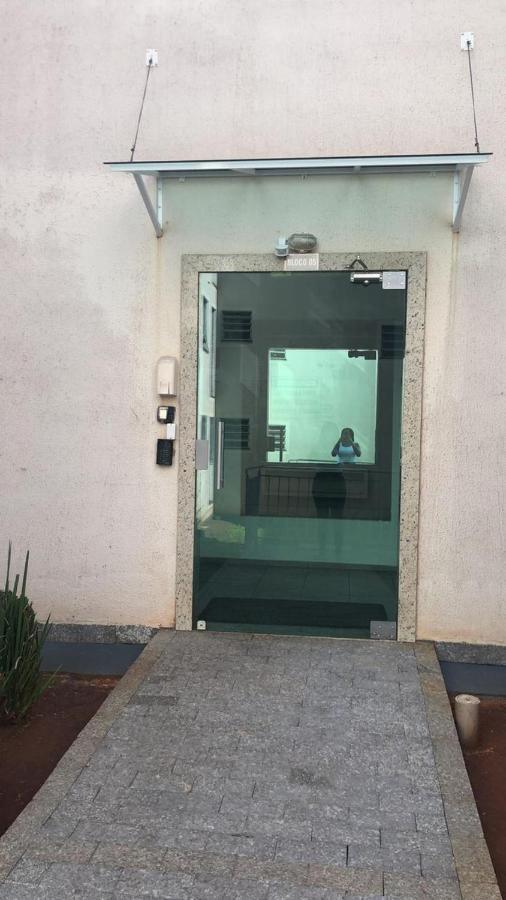 Apartamento Em Londrina Privado Com 2 Quartos De Casal Com Utensilios Garagem E Wifi Apartment Exterior photo